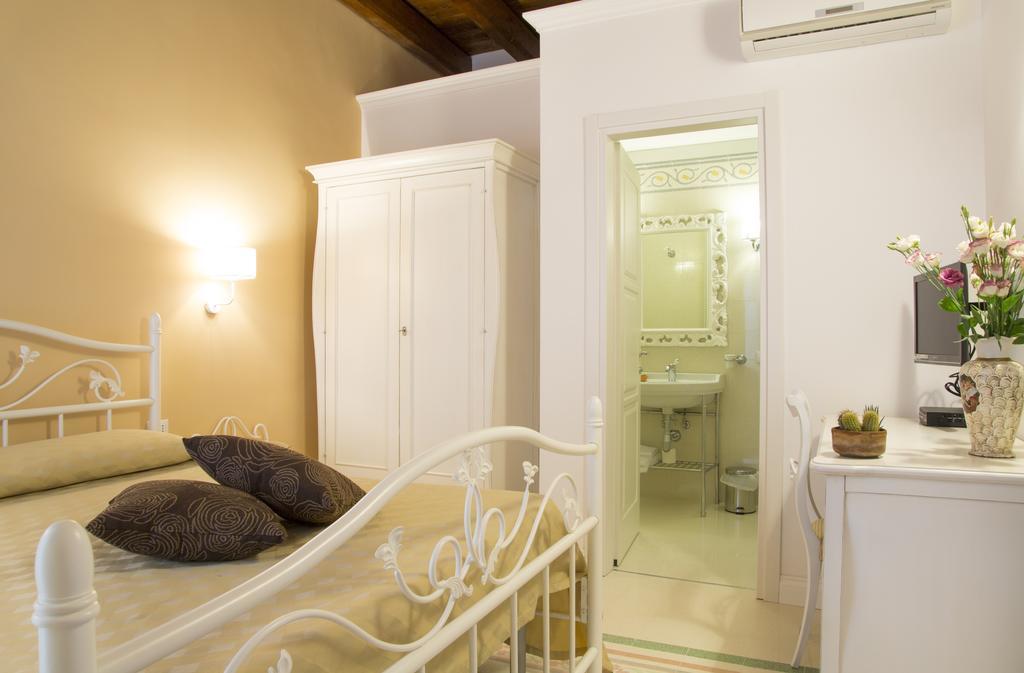 B&B Monsignore Vieste Room photo